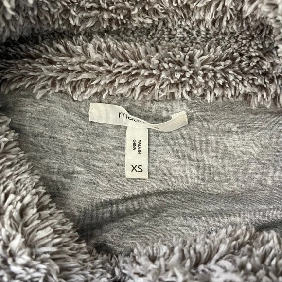 Maurices Gray Asymmetrical Collar Open Front Sherpa Vest Xsmall Women’s - Picture 9 of 11